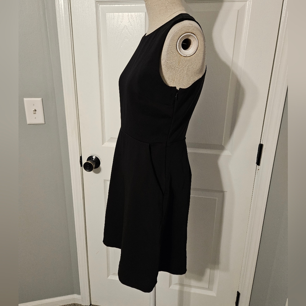 LAST CALL LOFT Petite black cross back dress - Picture 4 of 6